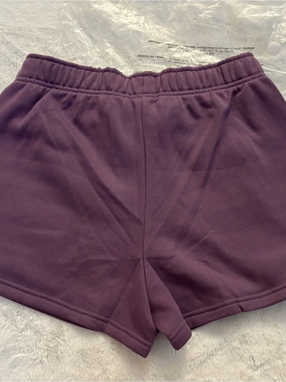 Alo Accolade Shorts Plum Kiss size medium NWT